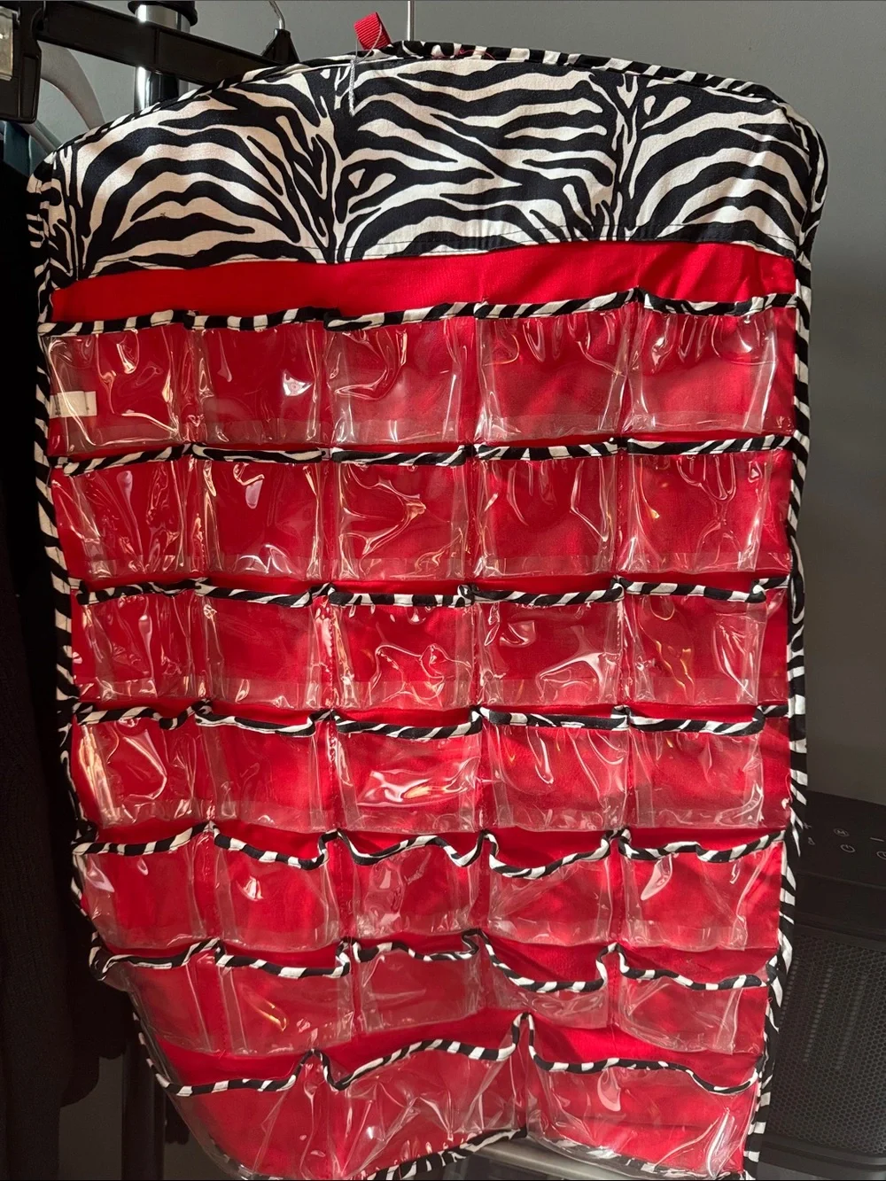 Hanging jewelry organizer Over-the-Door 30-Pockets